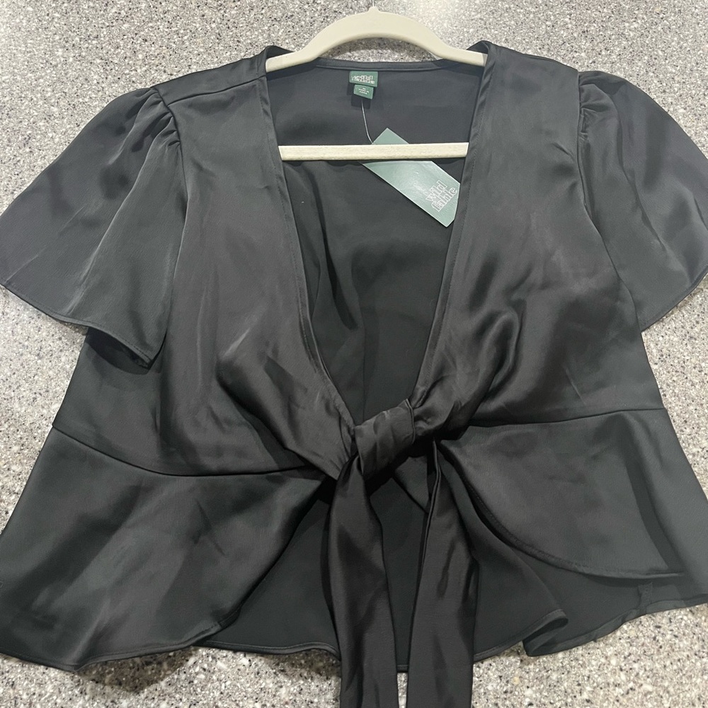 Silky cropped top